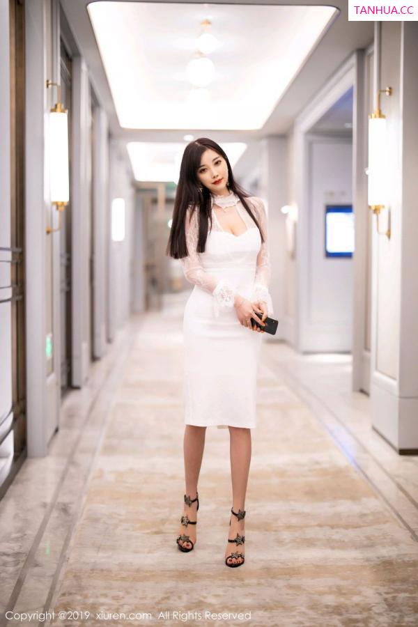 杨晨晨 sugar小甜心CC [XIUREN]高清写真图 2019.12.26 杨晨晨sugar第19张图片